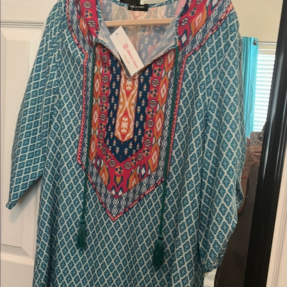 Teal and Red Patterned Tunic - Picture 5 of 8